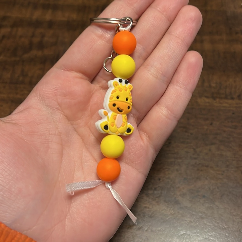 Handmade Giraffe Ribbon Keychain - Picture 2 of 2